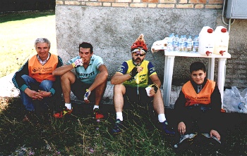 Poggio San Vicino - ristoro (53060 byte)